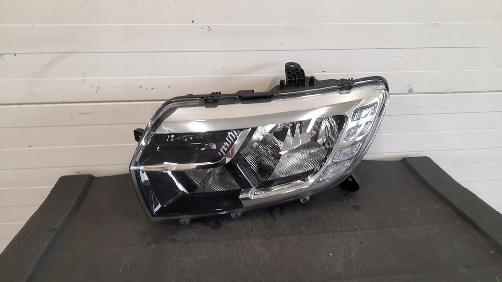 Frontscheinwerfer Dacia Sandero II 90114430 Links Scheinwerfer Headlight