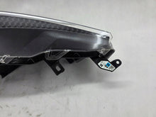 Laden Sie das Bild in den Galerie-Viewer, Frontscheinwerfer Toyota IV Yaris EUK06 Links Scheinwerfer Headlight SCH9827104989if