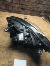 Laden Sie das Bild in den Galerie-Viewer, Frontscheinwerfer BMW 2 Active Tourer U06 5A42248 LED Rechts Headlight SCH7412956721ie