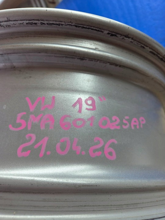 1x Alufelge 19 Zoll 7.0" 5x112 5NA601025AP VW Tiguan Rim Wheel FEL1624386618ci
