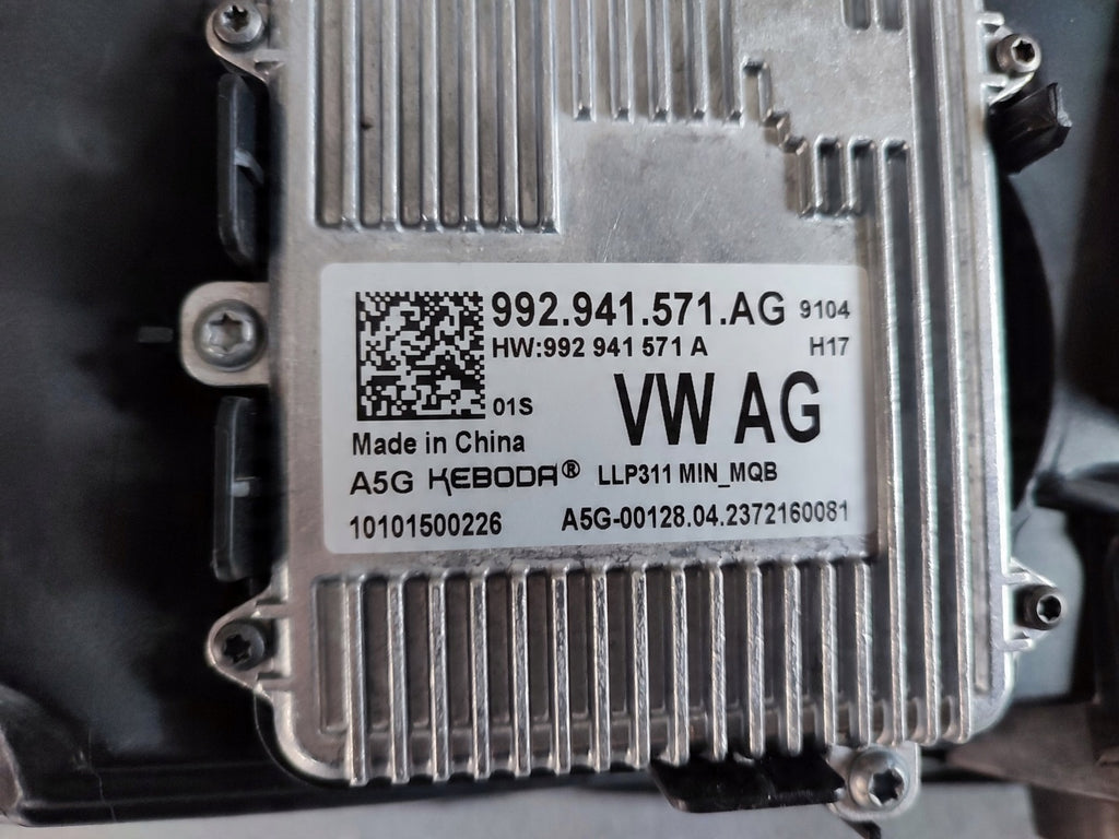 Frontscheinwerfer Skoda Fabia 6VB941015B LED Links Scheinwerfer Headlight