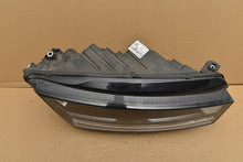 Laden Sie das Bild in den Galerie-Viewer, Frontscheinwerfer Skoda Octavia IV 030111823200 Rechts Scheinwerfer Headlight SCH9382287707yw