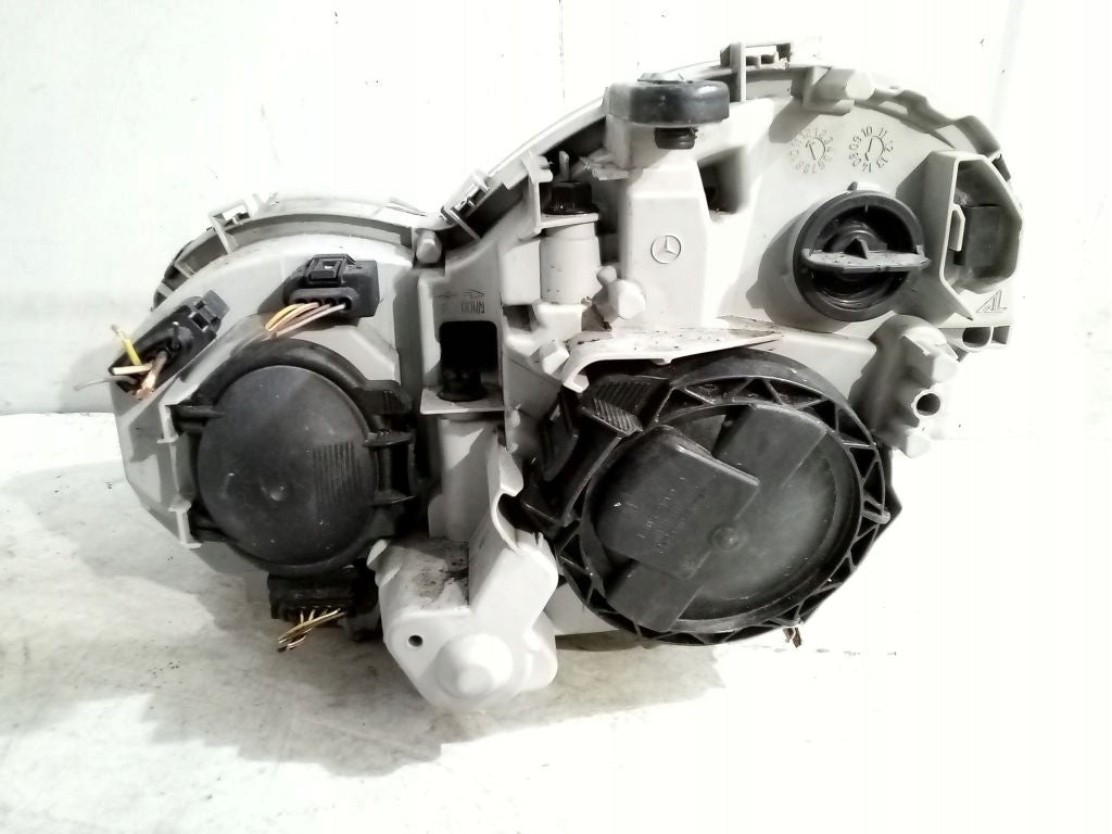 Frontscheinwerfer Mercedes-Benz W203 A2038204059 Rechts Scheinwerfer Headlight SCH9869178065kd