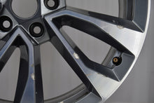 Load image into Gallery viewer, 1x Alufelge 19 Zoll 7.0&quot; 5x112 43ET 565601025AK Skoda Rim Wheel