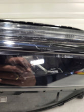 Laden Sie das Bild in den Galerie-Viewer, Frontscheinwerfer Honda Cr-V FALSE Scheinwerfer Headlight SCH9966892834uc