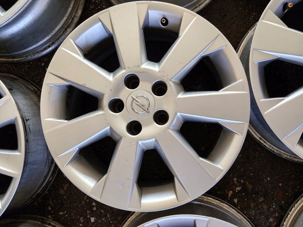 4x Alufelge 17 Zoll 7.0" 5x110 41ET Glanz Silber 24431911 Opel Rim Wheel FEL8597178812ni
