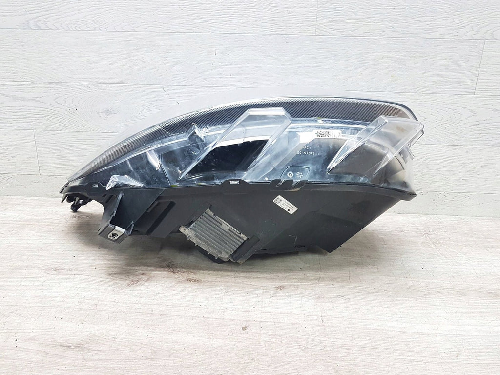 Frontscheinwerfer Opel Zafira Vivaro C 9832836480 0021827403 Rechts Headlight