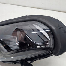 Laden Sie das Bild in den Galerie-Viewer, Frontscheinwerfer Maserati I 06701588620 Rechts Scheinwerfer Headlight SCH4632875284on
