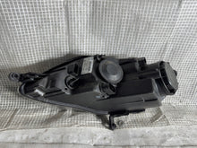 Load image into Gallery viewer, Frontscheinwerfer VW Golf VI Plus 5M1941006G Rechts Scheinwerfer Headlight SCH9509113547rs