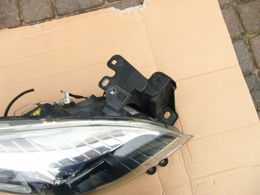 Frontscheinwerfer Renault Megane III Rechts Scheinwerfer Headlight SCH5886391199ct