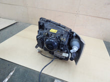 Laden Sie das Bild in den Galerie-Viewer, Frontscheinwerfer Land Rover Range III L322 XBC000385 Xenon Rechts Headlight SCH7804162812ja