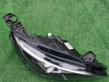 Load image into Gallery viewer, Frontscheinwerfer Peugeot 308 981699058000 Rechts Scheinwerfer Headlight SCH9820641902pr
