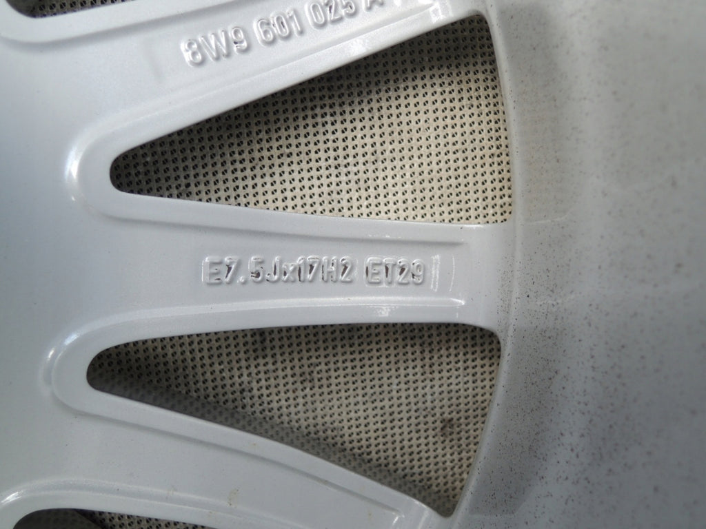 1x Alufelge 17 Zoll 7.5" 5x112 29ET Glanz Silber 8W9601025A Audi A4 Allroad B9 FEL2445349886ef