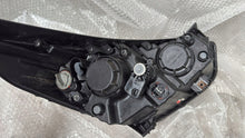 Laden Sie das Bild in den Galerie-Viewer, Frontscheinwerfer Hyundai Ix35 Links Scheinwerfer Headlight SCH5378886411cb