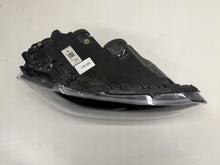 Laden Sie das Bild in den Galerie-Viewer, Frontscheinwerfer VW Polo 2G1941006 9008165C Rechts Scheinwerfer Headlight SCH4046347517sm
