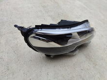 Laden Sie das Bild in den Galerie-Viewer, Frontscheinwerfer Peugeot Expert Traveller 9808235780 00197124-06 Xenon Rechts SCH5842506253yd
