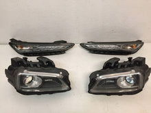Laden Sie das Bild in den Galerie-Viewer, Frontscheinwerfer Hyundai Kona Ein Satz Scheinwerfer Headlight SCH3230285915ct