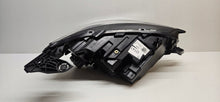 Laden Sie das Bild in den Galerie-Viewer, Frontscheinwerfer Opel Corsa F 39162653 LED Links Scheinwerfer Headlight SCH6157984512aw
