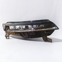 Laden Sie das Bild in den Galerie-Viewer, Frontscheinwerfer Renault Megane E-Tech 260104574R LED Rechts Headlight