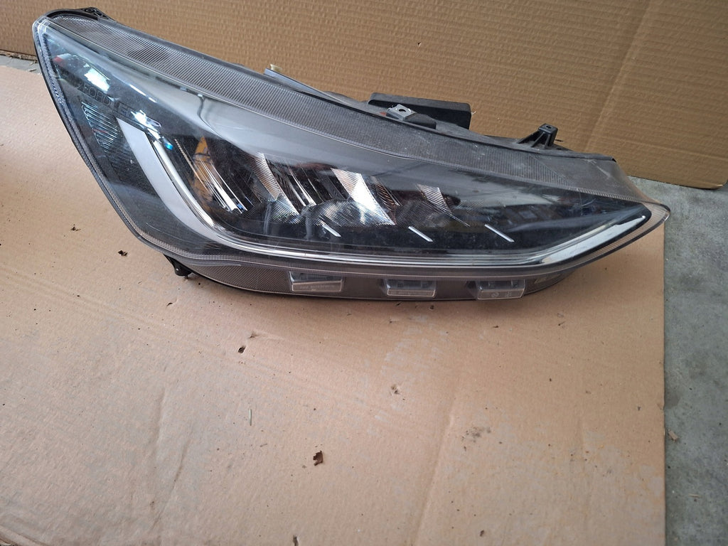 Frontscheinwerfer Ford Focus NX7B-13E014-CD Rechts Scheinwerfer Headlight SCH2179821811yz