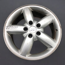 Load image into Gallery viewer, 1x Alufelge 17 Zoll 7.0&quot; 5x114.3 41ET Glanz Silber 529102B170 Hyundai Rim Wheel