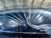 Laden Sie das Bild in den Galerie-Viewer, Frontscheinwerfer Mercedes-Benz W246 A2469066201 Rechts Scheinwerfer Headlight SCH8280878506qb