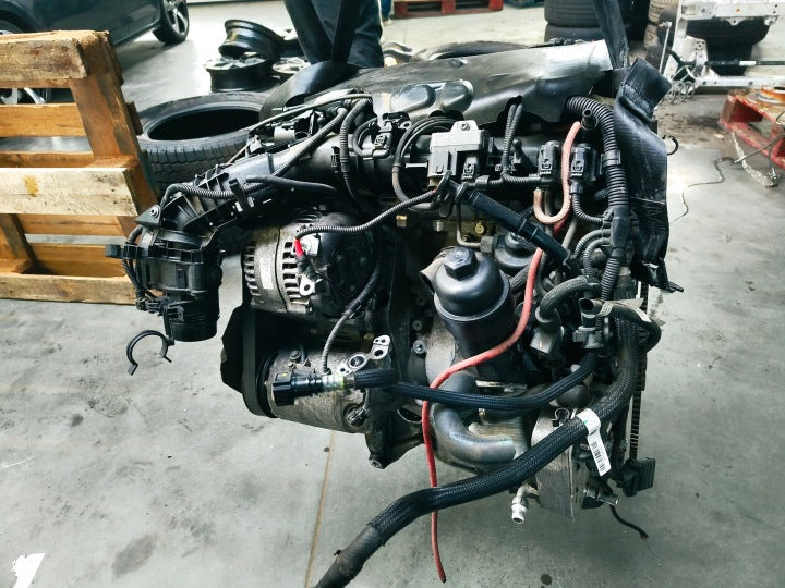 Motor BMW 5 F11 F10 B47D20A 2.0 Diesel Engine Komplett MOT7581434660gn