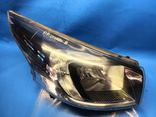 Laden Sie das Bild in den Galerie-Viewer, Frontscheinwerfer Opel Vivaro B Trafic III 260104643R 96461905 Rechts Headlight SCH2544632800wp