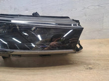 Laden Sie das Bild in den Galerie-Viewer, Frontscheinwerfer Skoda Enyaq 5LB941016H Rechts Scheinwerfer Headlight