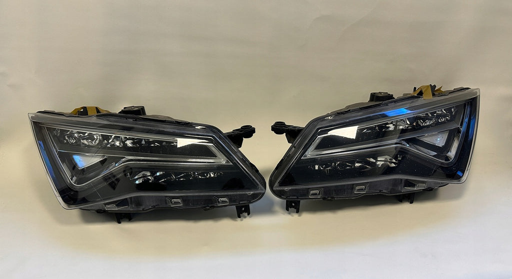 Frontscheinwerfer Seat Ateca 576941774A FULL LED Ein Stück (Rechts oder Links)