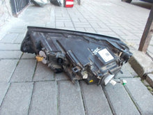 Load image into Gallery viewer, Frontscheinwerfer VW Touareg 7P1941034A 1ZT011937-22 LED Rechts Headlight