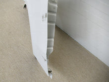 Laden Sie das Bild in den Galerie-Viewer, Kotflügel Mercedes-Benz W206 Vorne Links