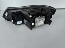 Laden Sie das Bild in den Galerie-Viewer, Frontscheinwerfer Skoda Octavia II 1ZL24705232 Xenon Rechts Headlight SCH7164833666dh