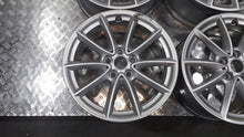 Laden Sie das Bild in den Galerie-Viewer, 4x Alufelge 17 Zoll 7.5" 5x120 52ET 6856061 BMW F39 F48 Rim Wheel FEL6416895070mt