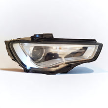 Laden Sie das Bild in den Galerie-Viewer, Frontscheinwerfer Audi A3 8V0941044L Xenon Rechts Scheinwerfer Headlight