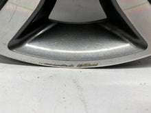 Laden Sie das Bild in den Galerie-Viewer, 1x Alufelge 15 Zoll 6.0&quot; 4x100 51ET Glanz Graphit 52910-G6300 Kia Picanto