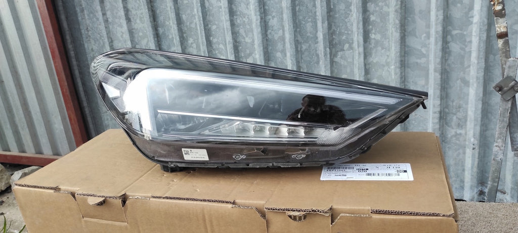 Frontscheinwerfer Hyundai Tucson D792111A20 LED Ein Stück (Rechts oder Links)