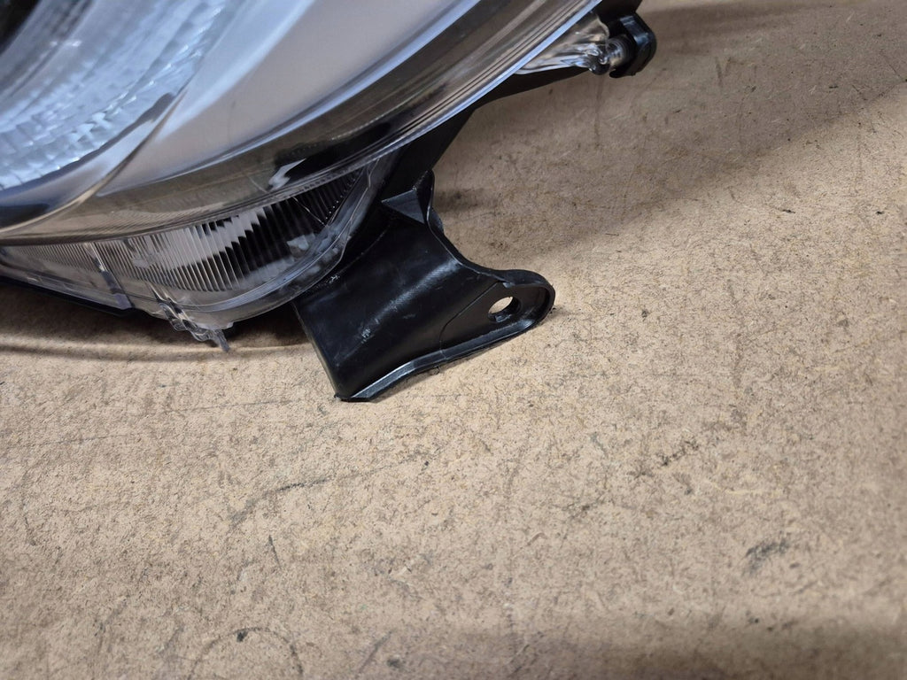 Frontscheinwerfer Toyota Yaris LED Ein Stück (Rechts oder Links) Headlight