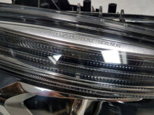 Laden Sie das Bild in den Galerie-Viewer, Frontscheinwerfer Mercedes-Benz Cla A1178201661 Xenon Rechts Headlight SCH8475970048hf