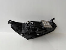 Laden Sie das Bild in den Galerie-Viewer, Frontscheinwerfer Ford Focus JX7B-13E017-CE Xenon Links Scheinwerfer Headlight SCH5653386640bu