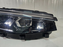 Load image into Gallery viewer, Frontscheinwerfer VW Passat 3J1941036 Rechts Scheinwerfer Headlight SCH1866640735uj