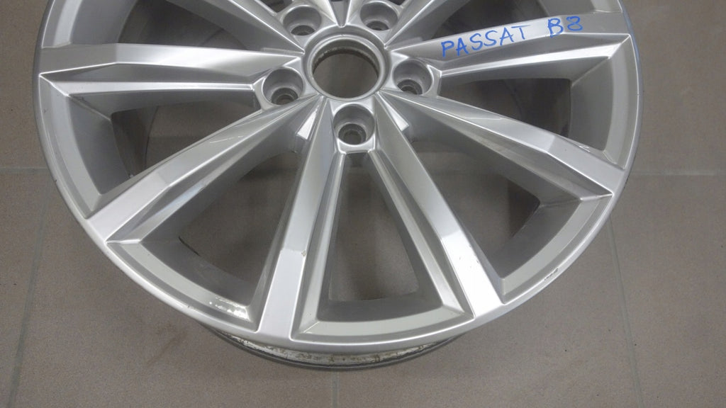 1x Alufelge 17 Zoll 7.0" 5x112 40ET 3G0601025D VW Passat B8 Rim Wheel