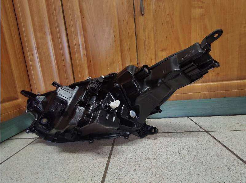 Frontscheinwerfer Toyota Yaris LED Rechts Scheinwerfer Headlight SCH7233578174gk