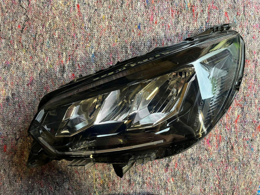 Frontscheinwerfer Peugeot 2008 208 II LED Links Scheinwerfer Headlight