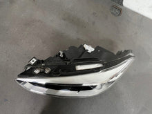Laden Sie das Bild in den Galerie-Viewer, Frontscheinwerfer BMW 1 F21 F20 873869101 Links Scheinwerfer Headlight SCH2897788552da