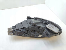 Laden Sie das Bild in den Galerie-Viewer, Frontscheinwerfer Tesla Model 3 1077372-10 Vorderseite Scheinwerfer Headlight