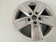 Load image into Gallery viewer, 1x Alufelge 17 Zoll 7.0" 5x120 55ET Glanz Silber 601025P VW Multivan Rim Wheel FEL5029009530cc