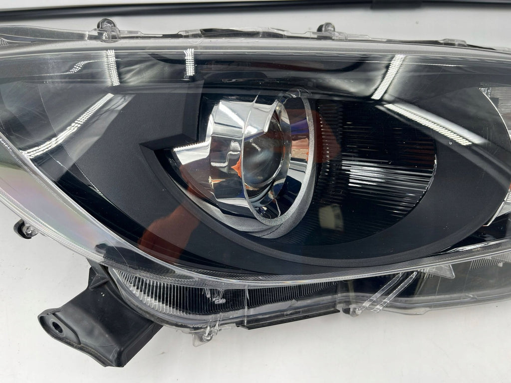 Frontscheinwerfer Toyota Yaris 9922681017 9922681010 Rechts Headlight SCH8582052254tm