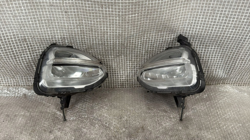 Frontscheinwerfer Hyundai I20 HI20HLP18 Vorderseite Scheinwerfer Headlight SCH3316203986vx