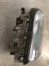 Laden Sie das Bild in den Galerie-Viewer, Frontscheinwerfer Mercedes-Benz W140 083401112 Rechts Scheinwerfer Headlight SCH7523180198nw